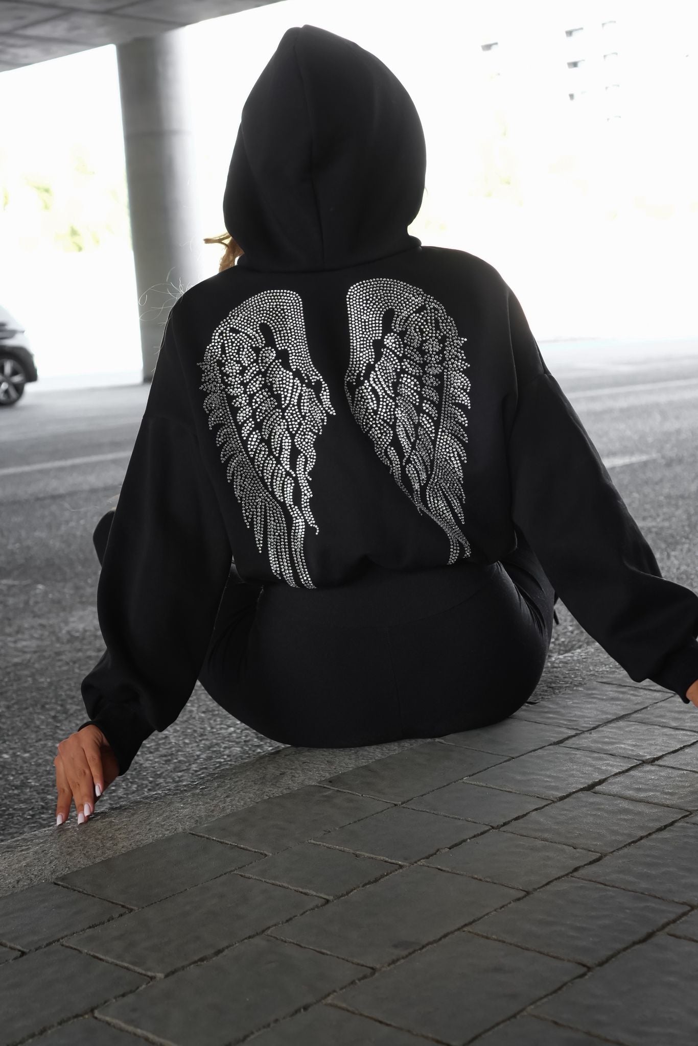 LA MONNE bluza rozpinana SKRZYDŁA czarna
